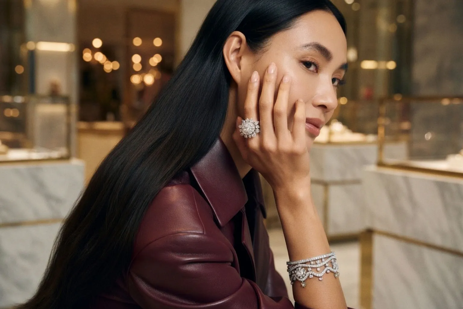 Почему De Beers делает ставку на бриллианты в огранке кабошон